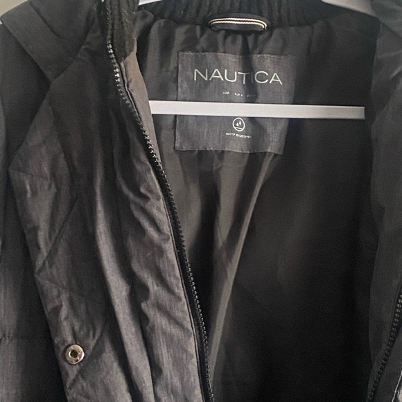 NAUTICA HOODED PUFFER COAT - Picture 4 of 6